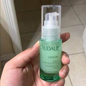 Caudalie skin perfecting serum